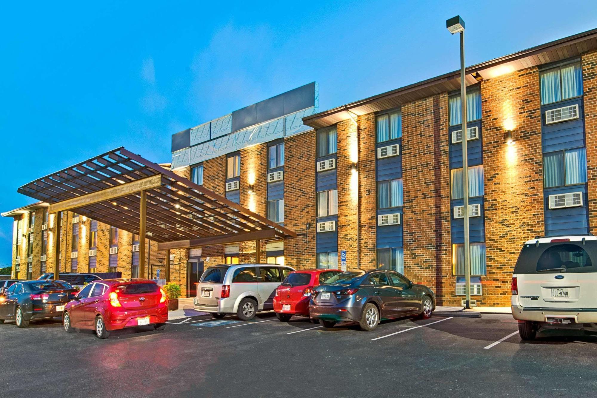 Quality Inn - Denton Exteriér fotografie
